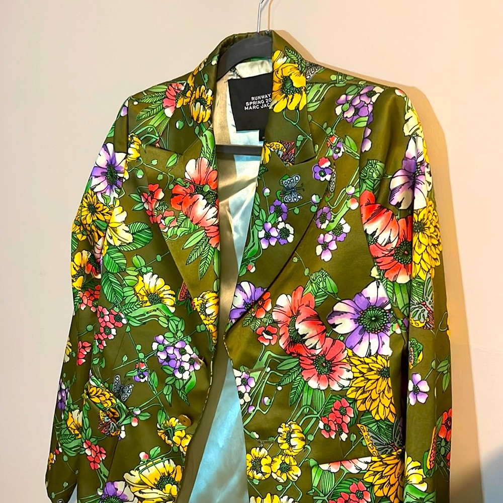 Marc Jacob’s a runway satin floral blazer